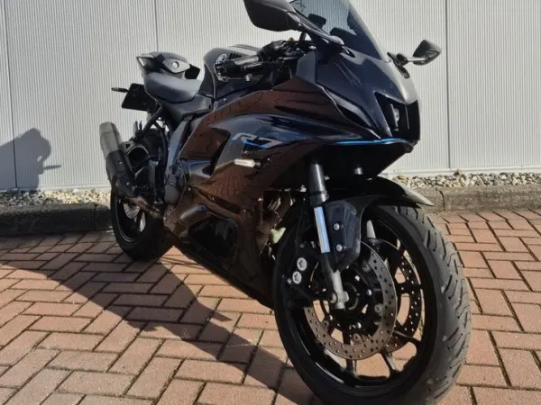 2022 Yamaha R7 2022 Adrenaline Uitvoering-Full Akra-België - €7,750 · Bidding (1/1)