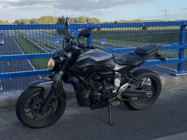 2016 Yamaha MT-07 - € 3.100 (1/1)