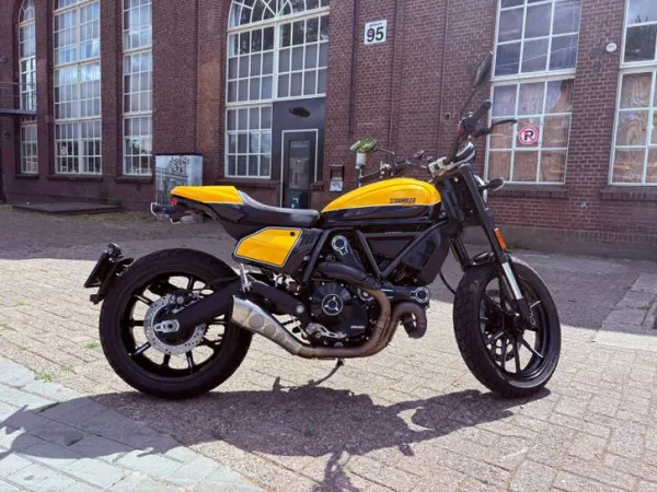 2019 Ducati Scrambler Full Throttle 2019 | 11.780 km - €7,250 · Bidding (1/1)