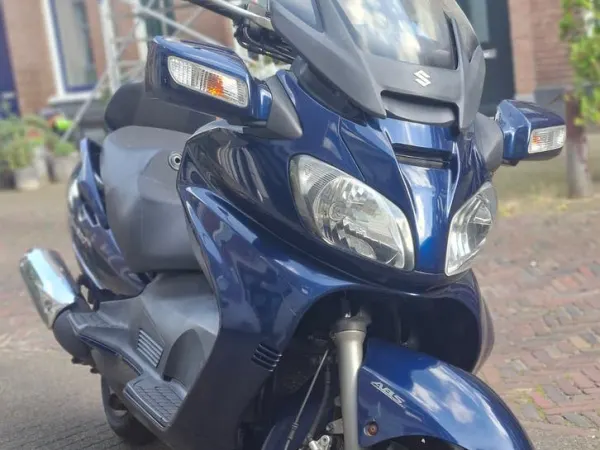 2006 Suzuki Burgman 650 executive. Fijne Goede Motorscooter - € 1.350 · Bieden (1/1)