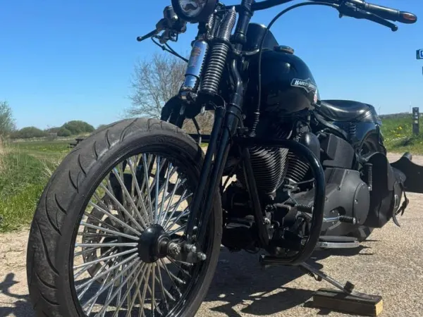 2005 Harley-Davidson Night train, Orginele Springer 2005, 32091km - €12,450 · Bidding (1/1)