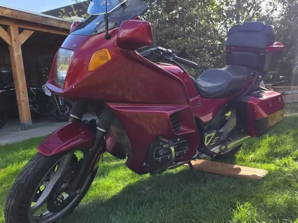 1997 BMW K1100 LT Rood KM: 103000 BJ: 1997 - € 1.250 (1/1)