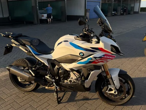 2022 BMW S 1000 XR - €18,750 · Bidding (1/1)