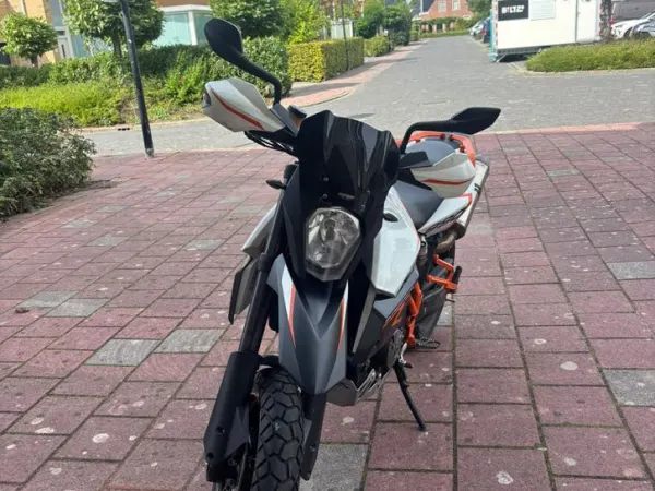2013 KTM 990 Supermoto - € 8.750 (1/1)