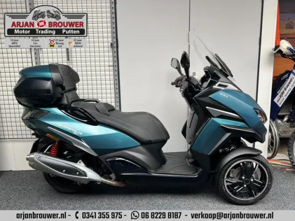 2023 Peugeot Metropolis 400 SW - € 10.500 (1/1)
