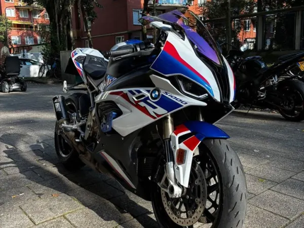 2021 BMW S1000RR / M-Pakket - € 17.999 (1/1)