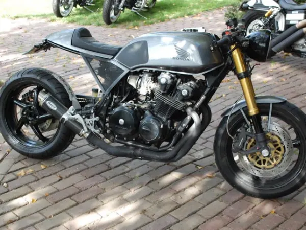 1982 Honda CB 750 1982 - €4,950 (1/1)