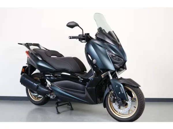 2022 Yamaha X Max 300 Tech Max - €5,690 · Bidding (1/1)