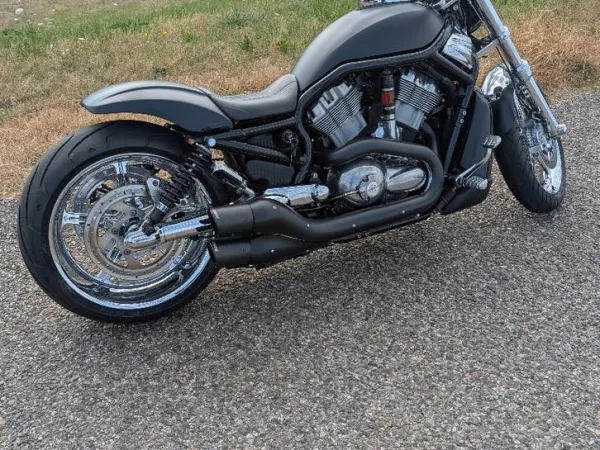 2005 Harley-Davidson V-Rod - € 8.950 · Bieden (1/1)