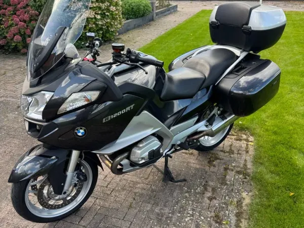 2011 BMW R 1200 RT - €4,250 · Bidding (1/1)
