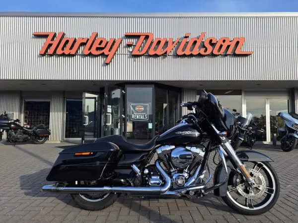 2015 Harley-Davidson FLHX Street Glide (bj 2015) - € 16.950 (1/1)