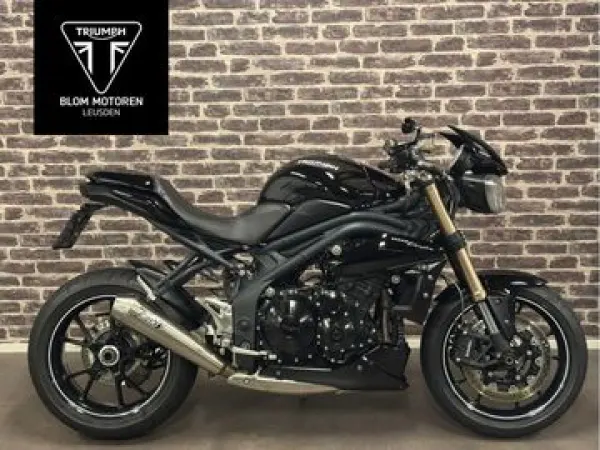 2016 Triumph Speed Triple 1050 - €8,250 · Bidding (1/1)