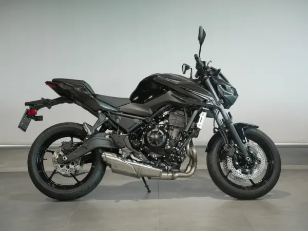 2026 Kawasaki Z 650 - € 8.199 (1/1)