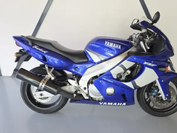 2002 Yamaha YZF 600 - €1,950 (1/1)