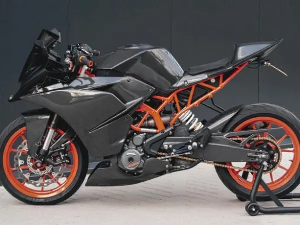 Year unknown KTM RC 390 - €3,999 · Bidding (1/1)