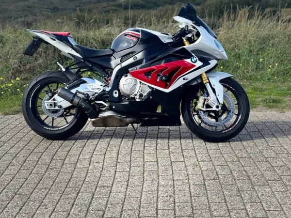 2011 BMW S 1000 RR - €11,990 · Bidding (1/1)
