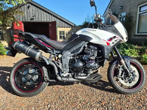 2013 Triumph Tiger Sport - € 8.500 · Bieden (1/1)