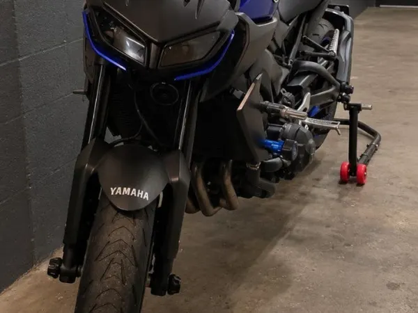 2017 Yamaha MT-09 ABS 2017-Grote Beurt-QS-Sportuitlaat - € 7.250 · Bieden (1/1)