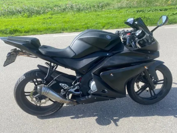 Bouwjaar onbekend Yamaha R125 - € 3.000 · Bieden (1/1)