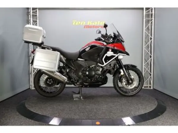2016 Honda VFR 1200 X - € 9.440 (1/1)
