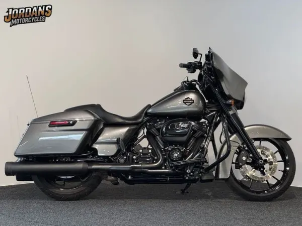 2021 Harley-Davidson Street Glide Special FLHXS (bj 2021) - €22,950 · Bidding (1/1)