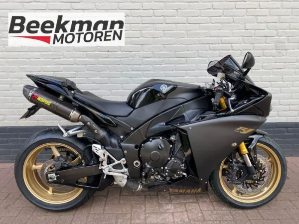 2009 Yamaha YZF R1 - €9,450 (1/1)