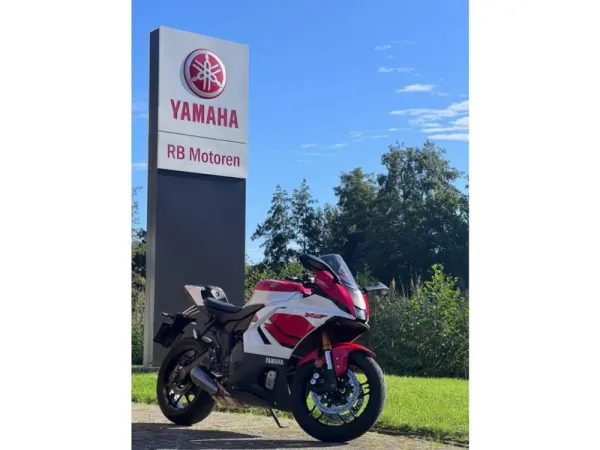 2026 Yamaha YZF R7 World GP 60TH Anniversary - €12,099 (1/1)