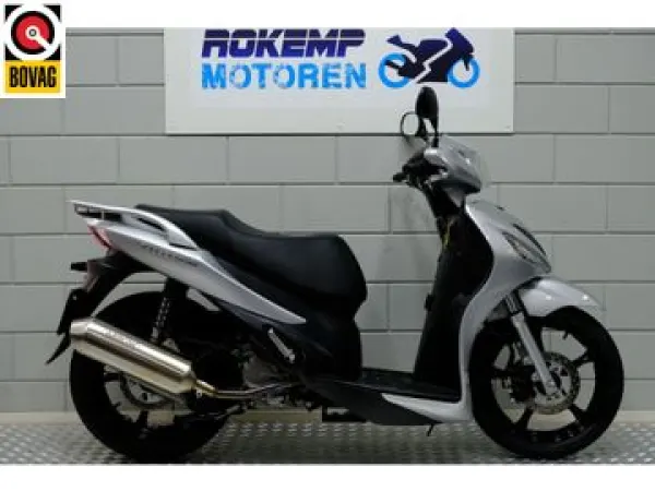 2010 Suzuki UX 150 - €2,399 (1/1)