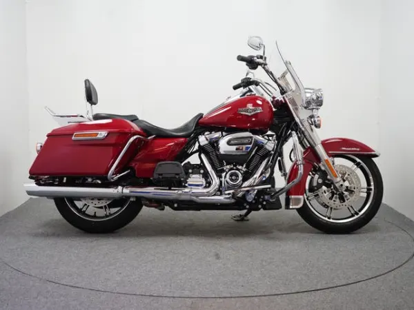 2022 Harley-Davidson Road King 1745 ABS (bj 2022) - €23,999 (1/1)