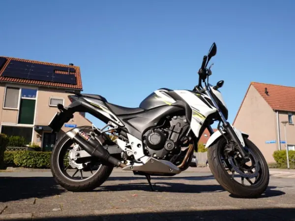 2016 Honda CB500F A2 ABS 2016 – 19.866 km – Ixil Sportuitlaat - € 5.250 · Bieden (1/1)