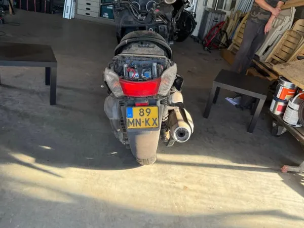Year unknown Yamaha Majesty 400 - €850 · Bidding (1/1)