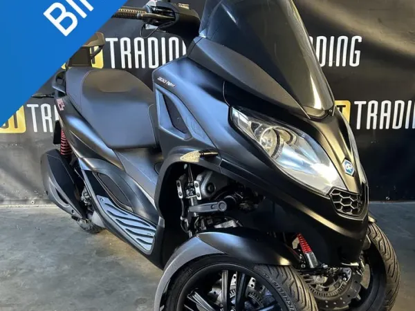 2019 Piaggio MP3 300 HPE - € 4.750 (1/1)