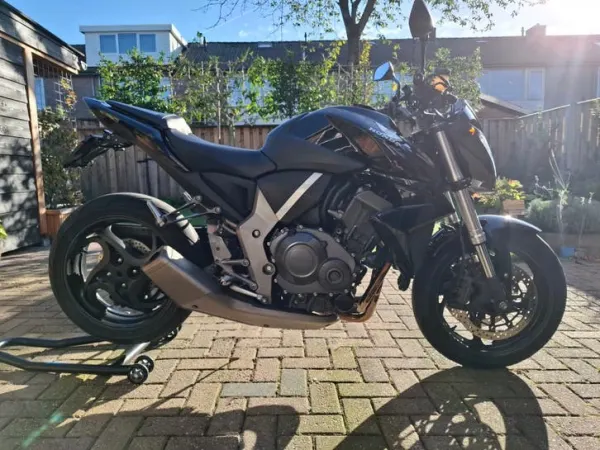 2010 Honda CB 1000R 2010 - € 4.100 · Bieden (1/1)