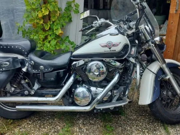 1998 Kawasaki Vulcan 1500 Classic - €2,000 · Bidding (1/1)