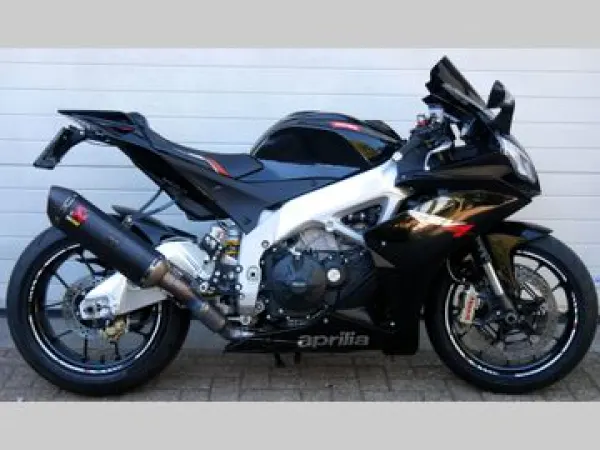 2010 Aprilia RSV 4 R - € 9.300 (1/1)