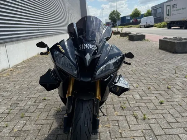 2010 Yamaha YZF R6 - € 9.499 · Bieden (1/1)