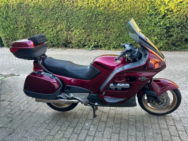 Bouwjaar onbekend Honda Pan European st 1100 bjr 2001 - € 1.850 · Bieden (1/1)