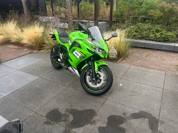 2025 Kawasaki Ninja 650 - €7,500 (1/1)