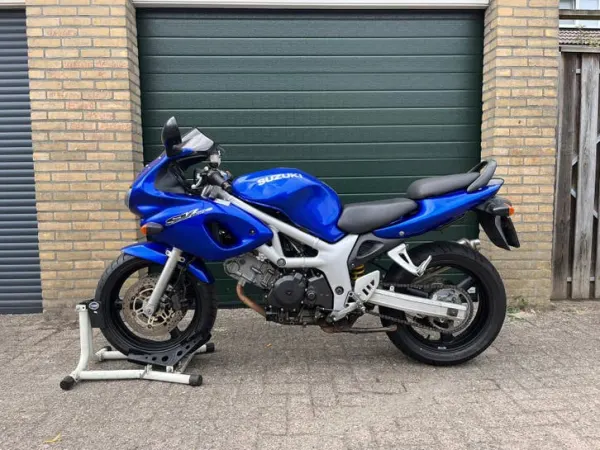 2003 Suzuki SV 650 - € 1.700 (1/1)