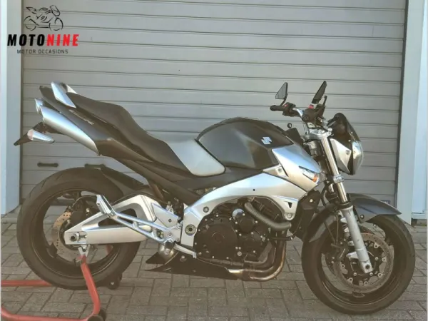 2006 Suzuki GSR 600 - € 3.750 (1/1)