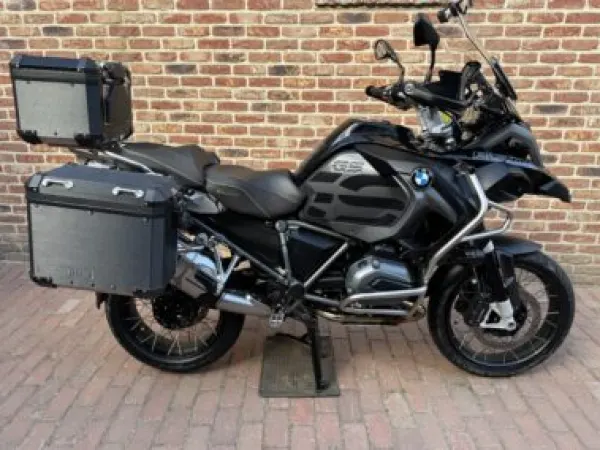 2017 BMW r1200gs lc Adventure Triple Black - € 14.950 (1/1)