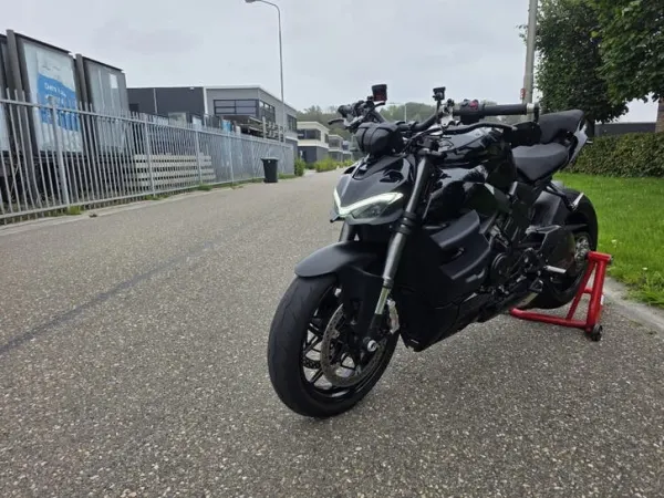 2020 Ducati Streetfighter V4 - €16,500 · Bidding (1/1)