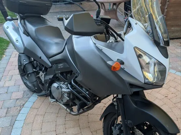 Year unknown Suzuki V-Strom 650 - €3,400 · Bidding (1/1)