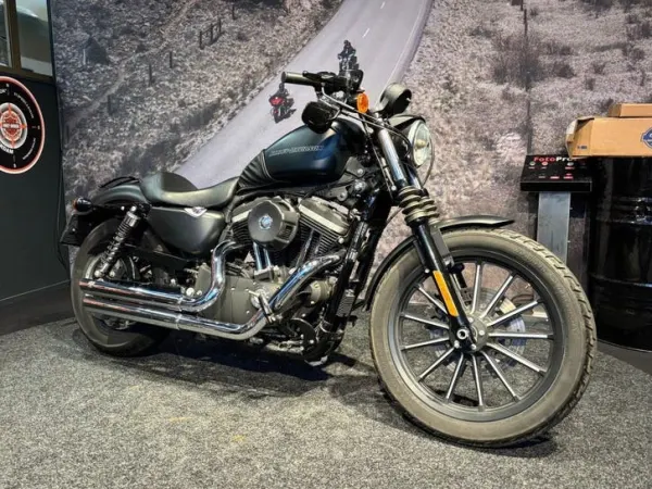 2011 Harley-Davidson Sportster Iron 883 - € 9.990 · Bieden (1/1)