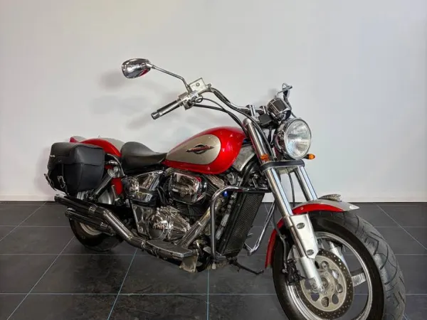 1999 Suzuki Intruder - € 2.150 · Bieden (1/1)