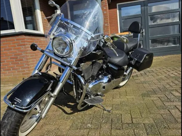 Year unknown Suzuki Intruder - €4,199 · Bidding (1/1)