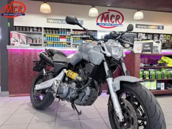 2006 Yamaha MT 03 - € 1.950 · Bieden (1/1)