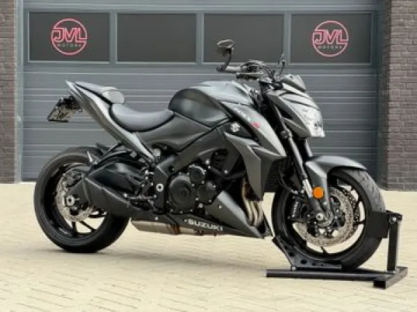 2020 Suzuki GSX-S 1000 ABS TC *NIEUWSTAAT* Gsxs 150pk bj.2020 - € 9.299 · Bieden (1/1)