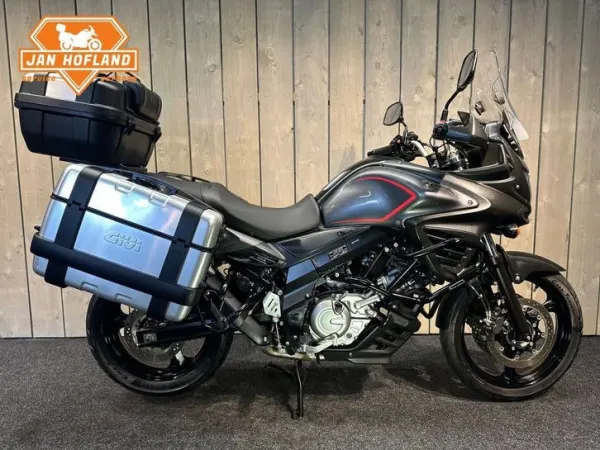 2014 Suzuki V-Strom DL 650 ABS (bj 2014) 56.267 km - €5,999 · Bidding (1/1)