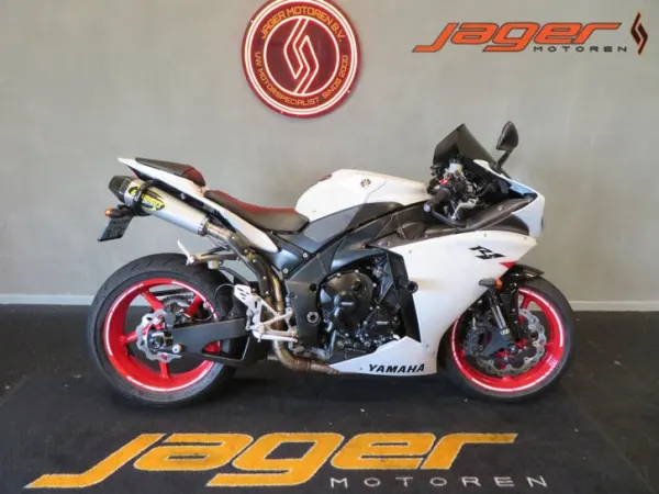 2010 Yamaha YZF R1 Laser Mooi SNEL! (bj 2010) - €7,850 (1/1)